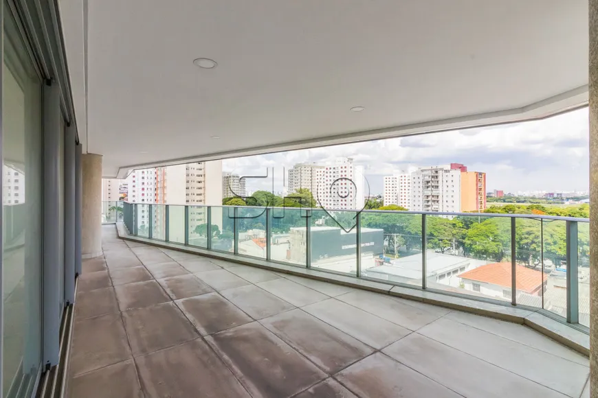 Foto 1 de Apartamento com 4 Quartos à venda, 266m² em Santana, São Paulo