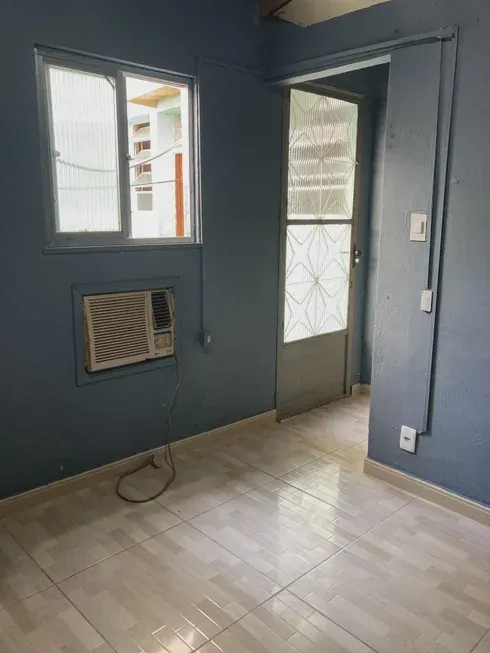 Foto 1 de Casa com 2 Quartos à venda, 70m² em Imbuí, Salvador