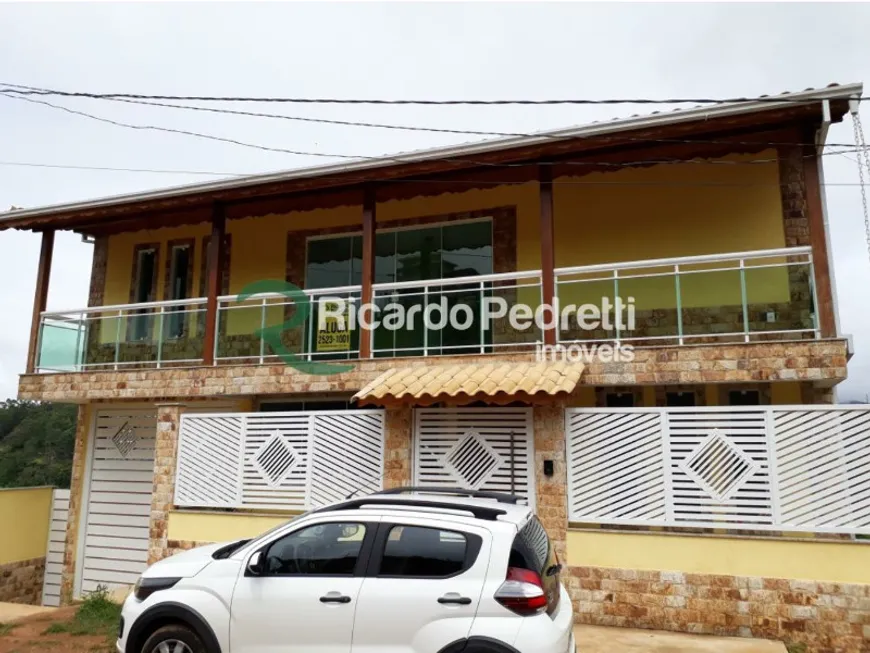 Foto 1 de Casa de Condomínio com 5 Quartos à venda, 300m² em Fazenda Bela Vista, Nova Friburgo