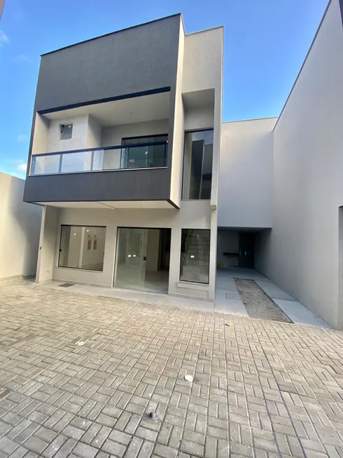 Foto 1 de Casa de Condomínio com 4 Quartos à venda, 154m² em Buraquinho, Lauro de Freitas