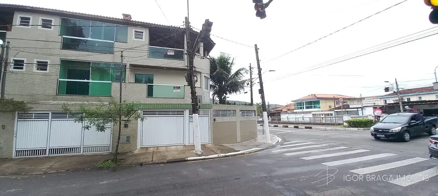 Foto 1 de Casa com 3 Quartos à venda, 300m² em Santa Maria, Santos