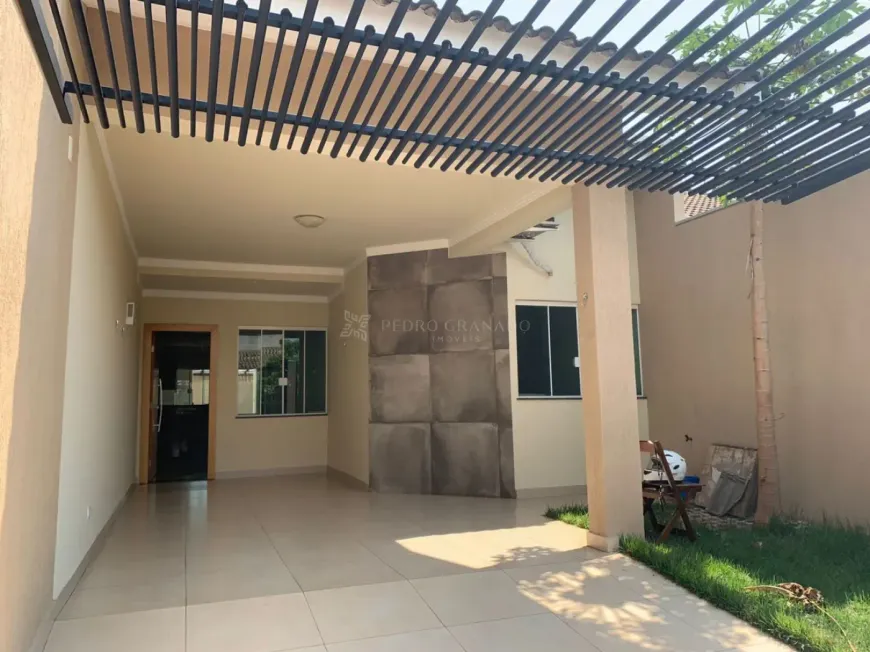 Foto 1 de Casa com 3 Quartos à venda, 100m² em Jardim Licce, Maringá