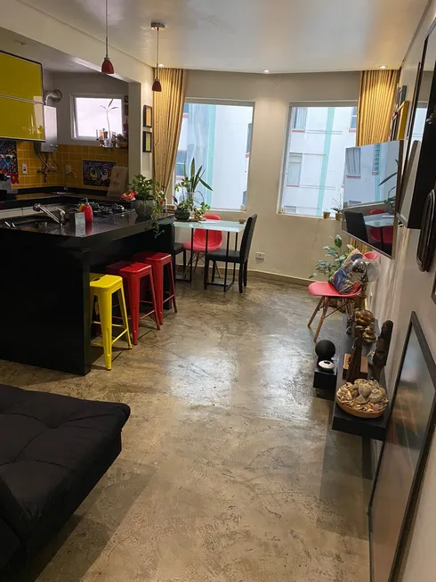 Foto 1 de Apartamento com 1 Quarto à venda, 52m² em República, São Paulo