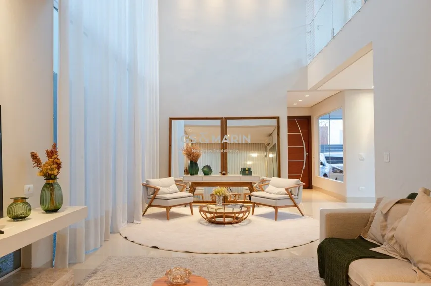 Foto 1 de Casa de Condomínio com 3 Quartos à venda, 280m² em Royal Forest, Londrina