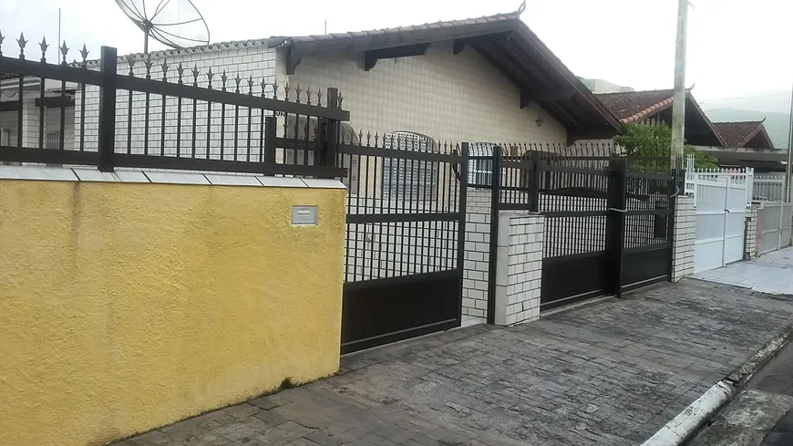 Foto 1 de Casa com 2 Quartos à venda, 110m² em Jardim Imperador, Praia Grande