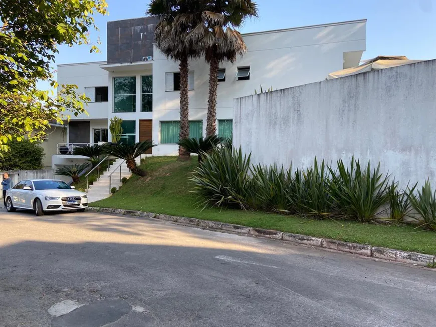 Foto 1 de Casa de Condomínio com 4 Quartos para alugar, 384m² em Sao Paulo II, Cotia