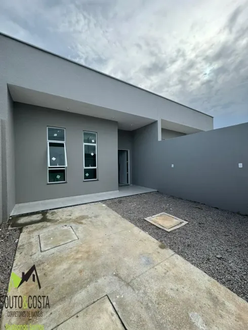 Foto 1 de Casa com 2 Quartos à venda, 137m² em Ancuri, Itaitinga