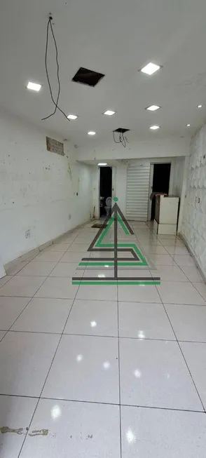 Foto 1 de Ponto Comercial para alugar, 26m² em Campo Grande, Rio de Janeiro