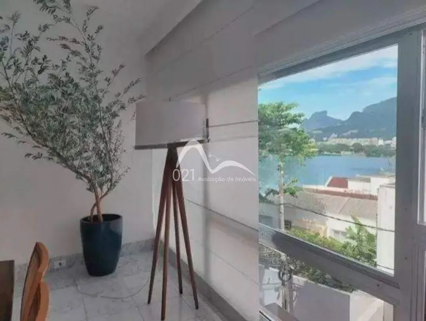 Foto 1 de Apartamento com 3 Quartos à venda, 275m² em Lagoa, Rio de Janeiro