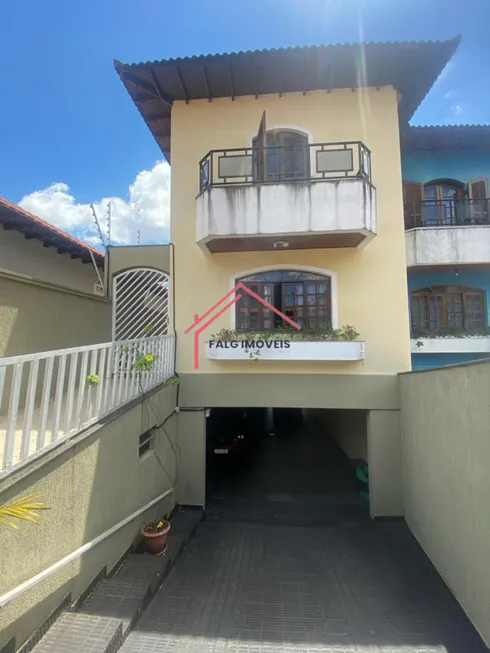 Foto 1 de Sobrado com 3 Quartos à venda, 150m² em Umuarama, Osasco