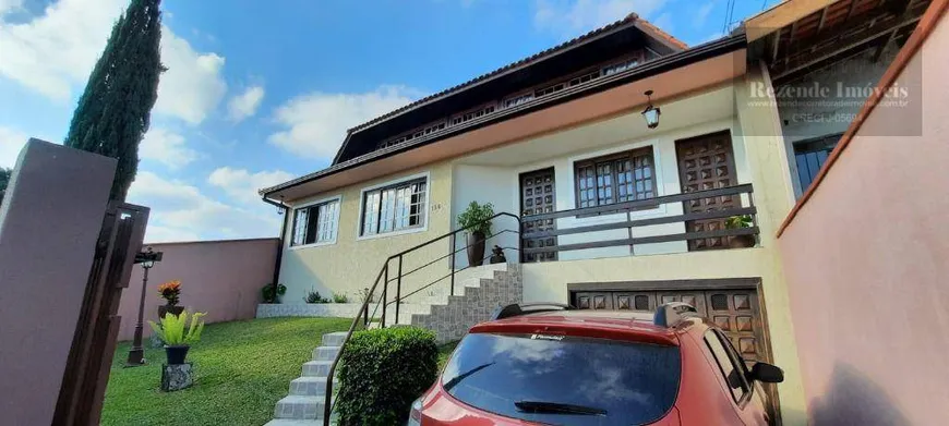 Foto 1 de Casa com 3 Quartos à venda, 231m² em Bacacheri, Curitiba