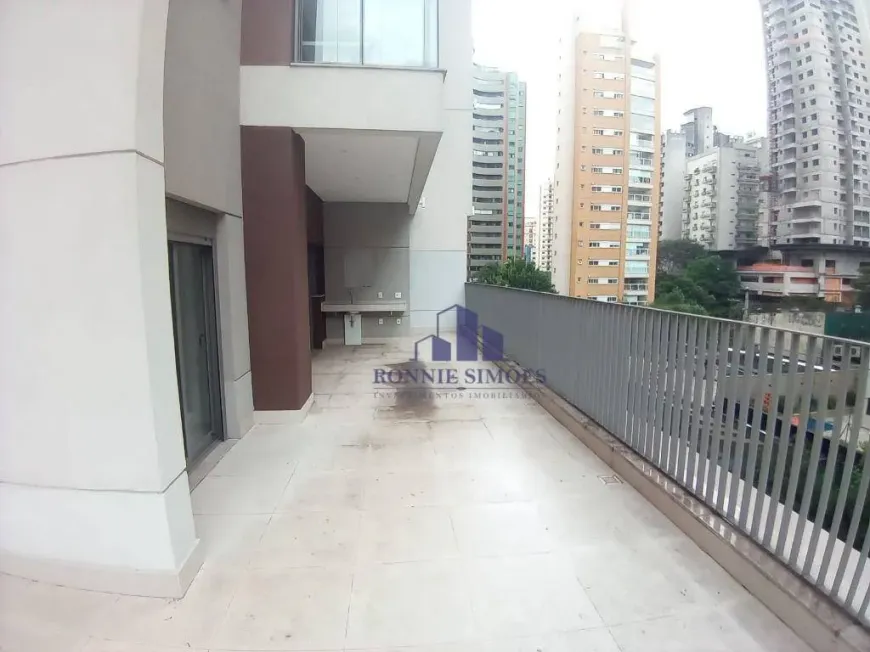 Foto 1 de Apartamento com 2 Quartos à venda, 131m² em Moema, São Paulo