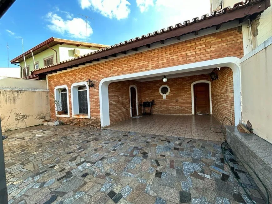 Foto 1 de Casa com 4 Quartos à venda, 165m² em Parque Beatriz, Campinas