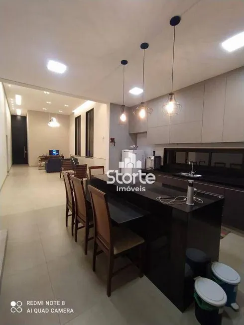 Foto 1 de Casa de Condomínio com 3 Quartos à venda, 270m² em Varanda Sul, Uberlândia