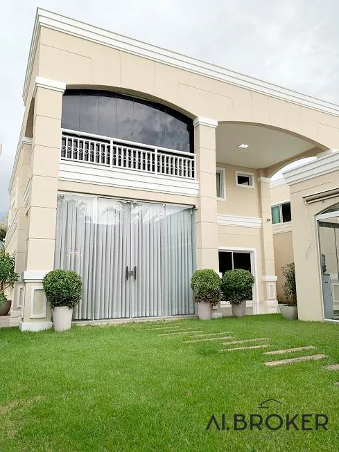 Foto 1 de Casa de Condomínio com 5 Quartos à venda, 350m² em De Lourdes, Fortaleza