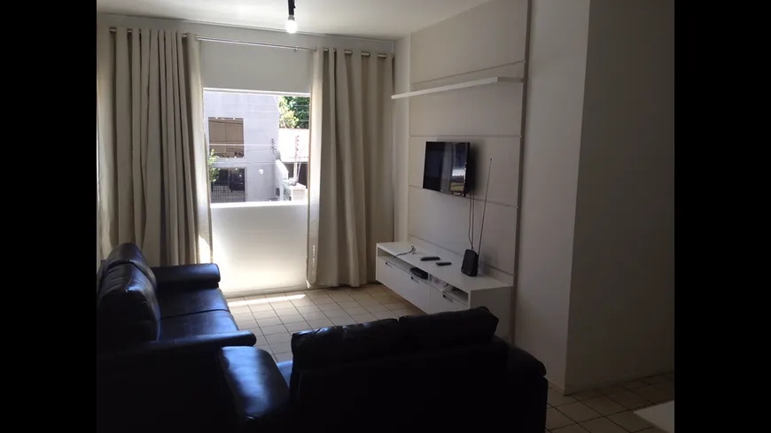 Foto 1 de Apartamento com 3 Quartos para alugar, 90m² em Ponta Verde, Maceió