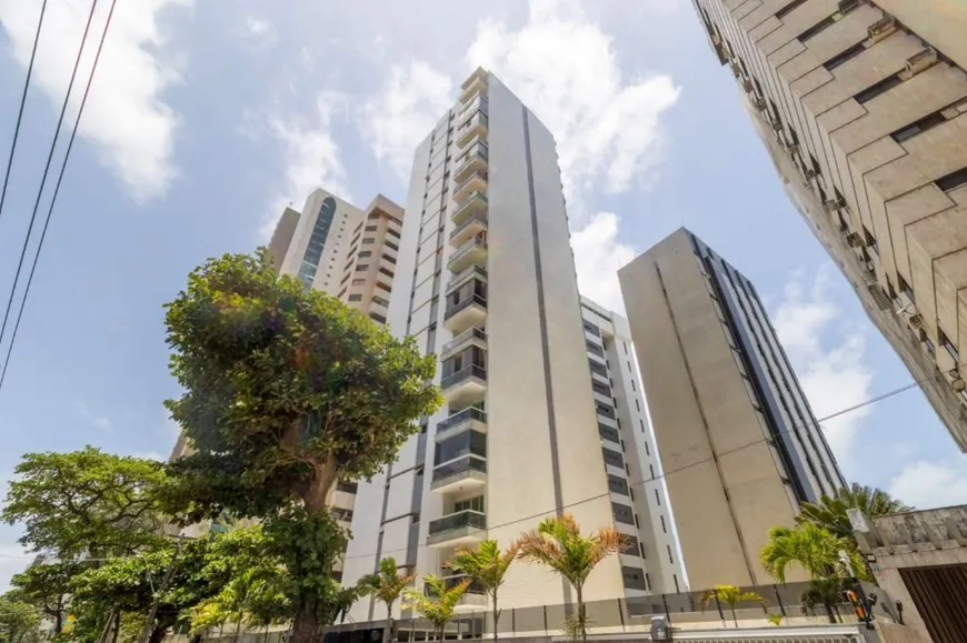 Foto 1 de Apartamento com 3 Quartos para alugar, 150m² em Boa Viagem, Recife