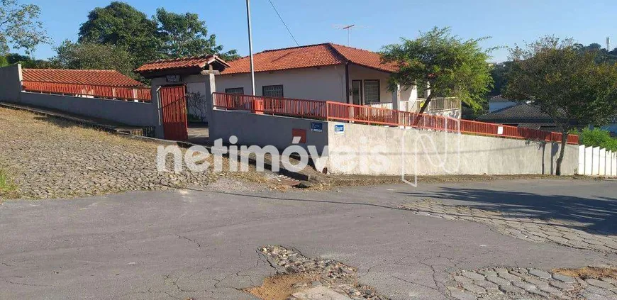 Foto 1 de Casa com 4 Quartos à venda, 1600m² em Zona Rural, Resende Costa