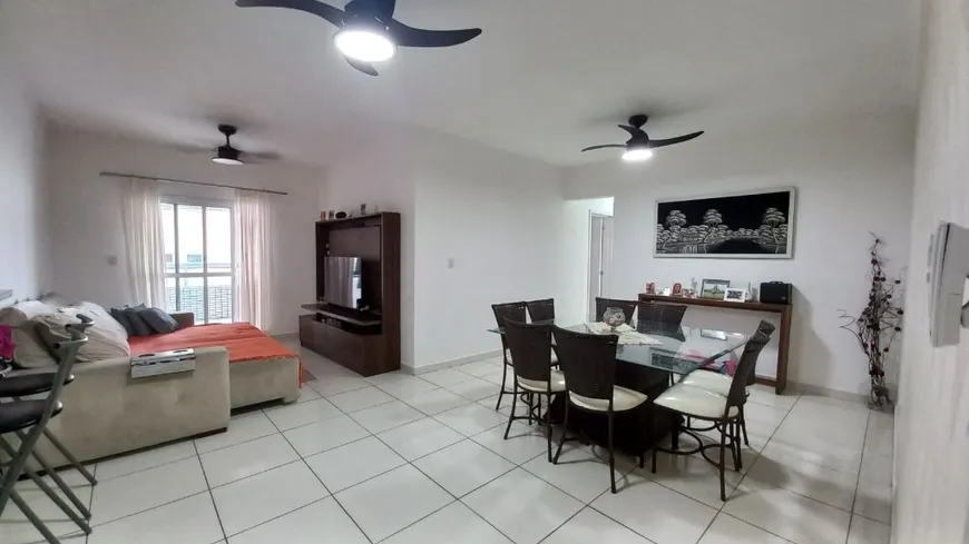 Foto 1 de Apartamento com 3 Quartos para venda ou aluguel, 151m² em Vila Tupi, Praia Grande