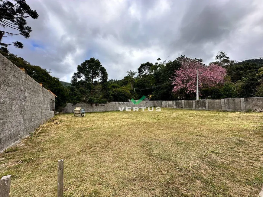 Foto 1 de Lote/Terreno à venda, 363m² em Parque do Imbuí, Teresópolis