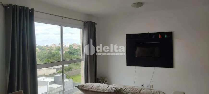 Foto 1 de Apartamento com 2 Quartos para alugar, 54m² em Jardim Inconfidência, Uberlândia