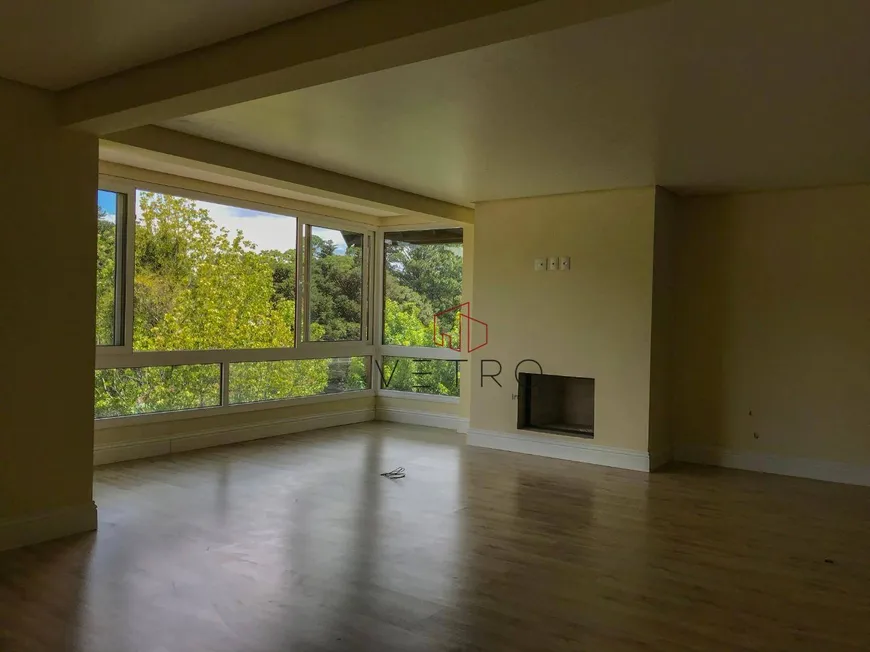 Foto 1 de Apartamento com 3 Quartos à venda, 310m² em Centro, Gramado