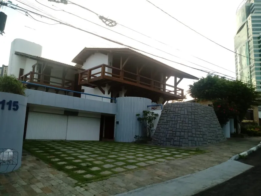Foto 1 de Casa de Condomínio com 5 Quartos à venda, 700m² em Caminho Das Árvores, Salvador