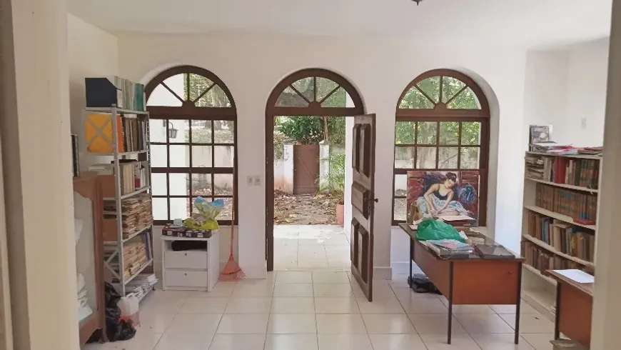 Foto 1 de Casa com 4 Quartos à venda, 280m² em Pituba, Salvador