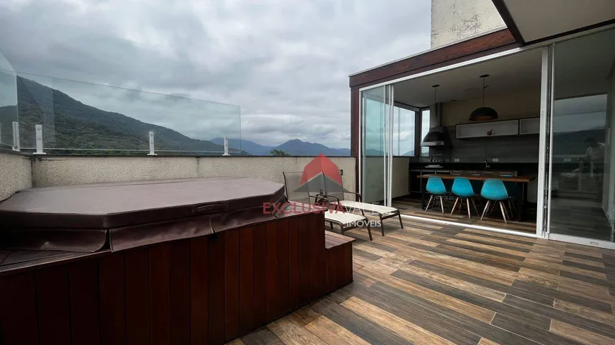 Foto 1 de Apartamento com 3 Quartos à venda, 140m² em Umuarama, Ubatuba