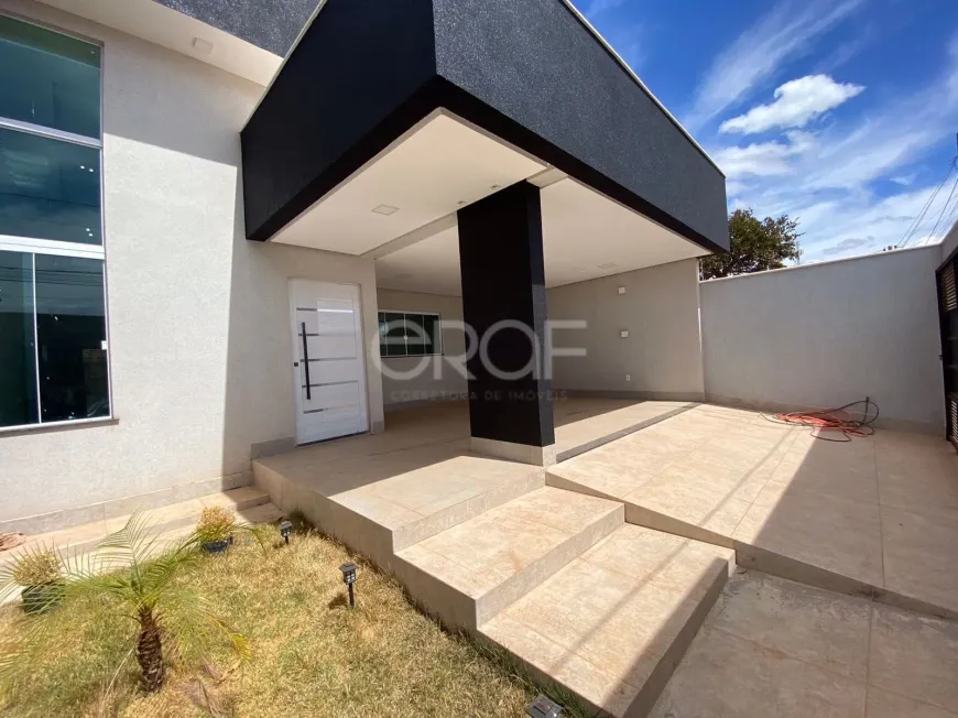 Foto 1 de Casa com 3 Quartos à venda, 222m² em Parque Vila Verde, Formosa