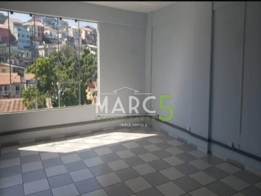 Foto 1 de Sala Comercial para venda ou aluguel, 100m² em Vila Flora Regina, Arujá