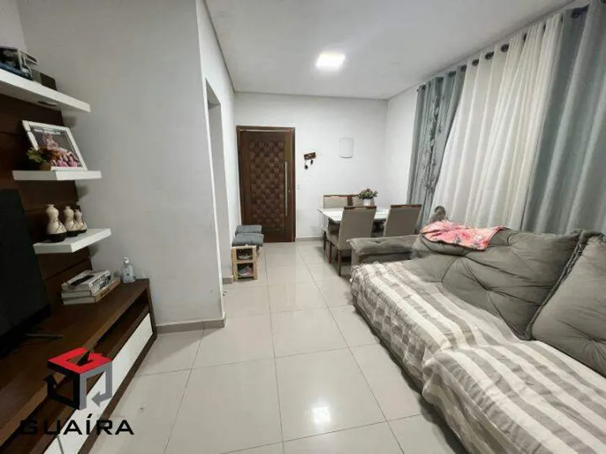 Foto 1 de Casa com 2 Quartos para alugar, 142m² em Montanhão, São Bernardo do Campo