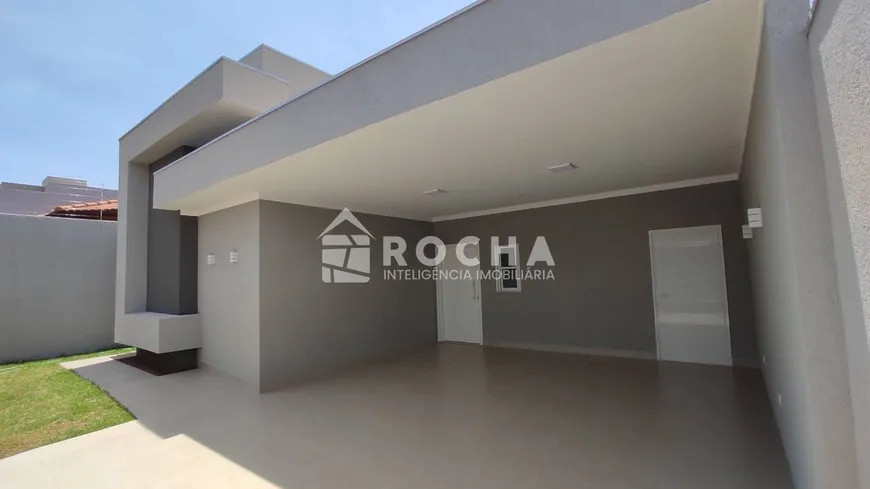 Foto 1 de Casa com 3 Quartos à venda, 360m² em Caranda Bosque, Campo Grande