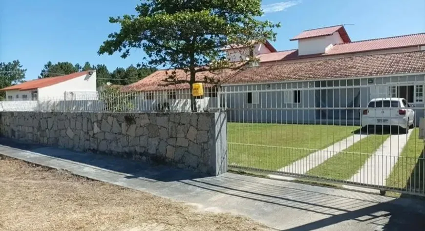 Foto 1 de Casa com 4 Quartos à venda, 200m² em Pinheira Ens Brito, Palhoça