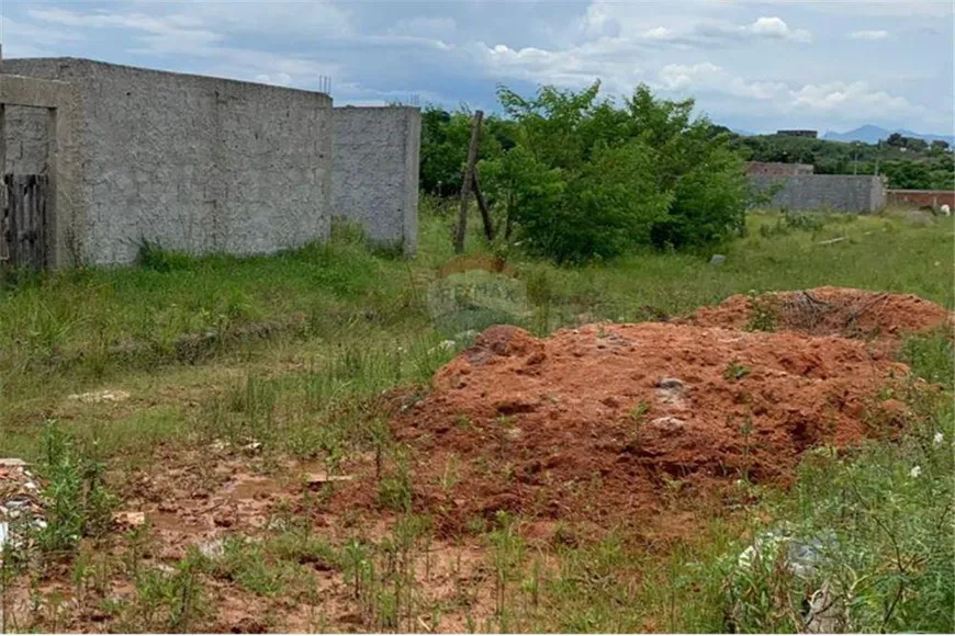 Foto 1 de Lote/Terreno à venda, 250m² em Santa Cruz, Rio de Janeiro