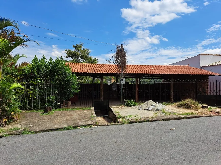 Foto 1 de Casa com 3 Quartos à venda, 90m² em Piratininga Parque Durval de Barros, Ibirite