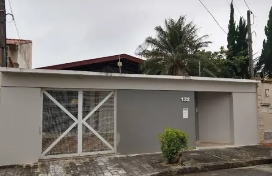 Foto 1 de Casa com 3 Quartos à venda, 250m² em Conjunto Residencial Humaitá, São Vicente