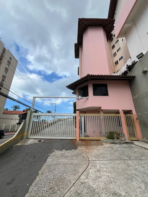 Foto 1 de Apartamento com 3 Quartos à venda, 64m² em Ondina, Salvador