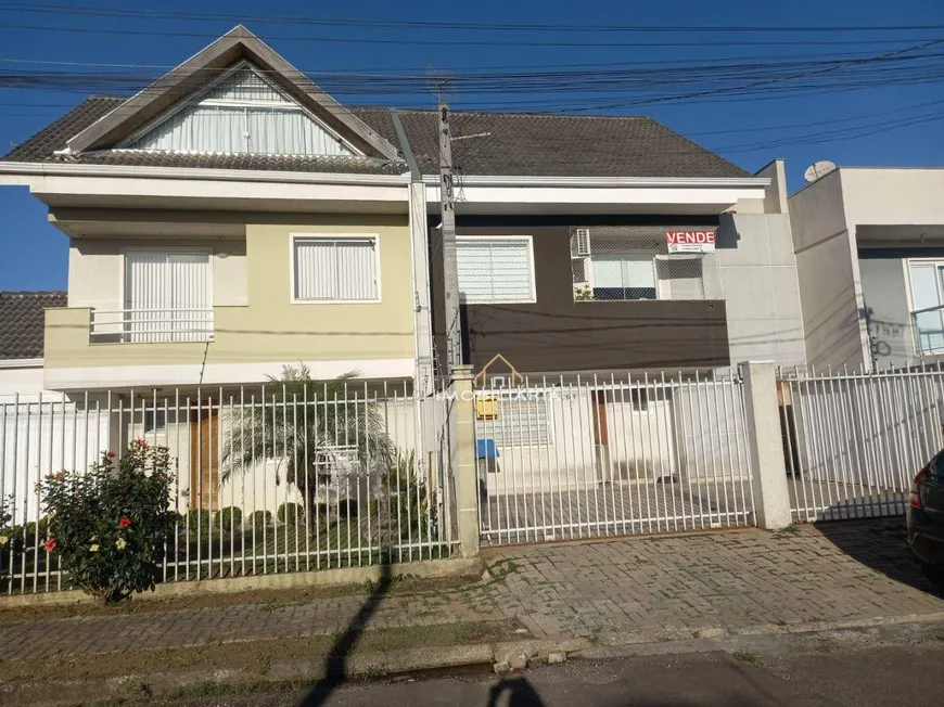 Foto 1 de Sobrado com 3 Quartos à venda, 215m² em Atuba, Curitiba