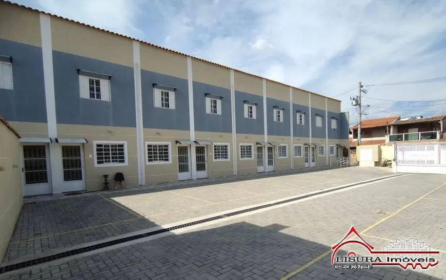 Foto 1 de Casa de Condomínio com 2 Quartos à venda, 62m² em Jardim Santa Marina, Jacareí