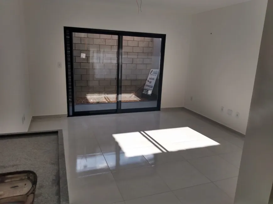 Foto 1 de Kitnet à venda, 33m² em Vila Carrão, São Paulo