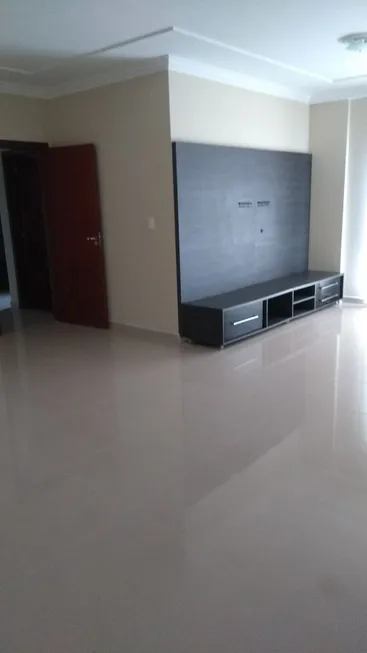 Foto 1 de Apartamento com 3 Quartos para alugar, 120m² em Centro, Sorocaba