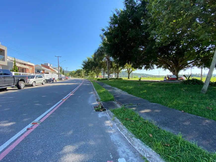 Foto 1 de Lote/Terreno à venda, 600m² em Cidade Universitaria Pedra Branca, Palhoça