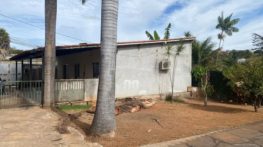 Foto 1 de Casa com 3 Quartos à venda, 110m² em Setor Habitacional Arniqueira, Brasília