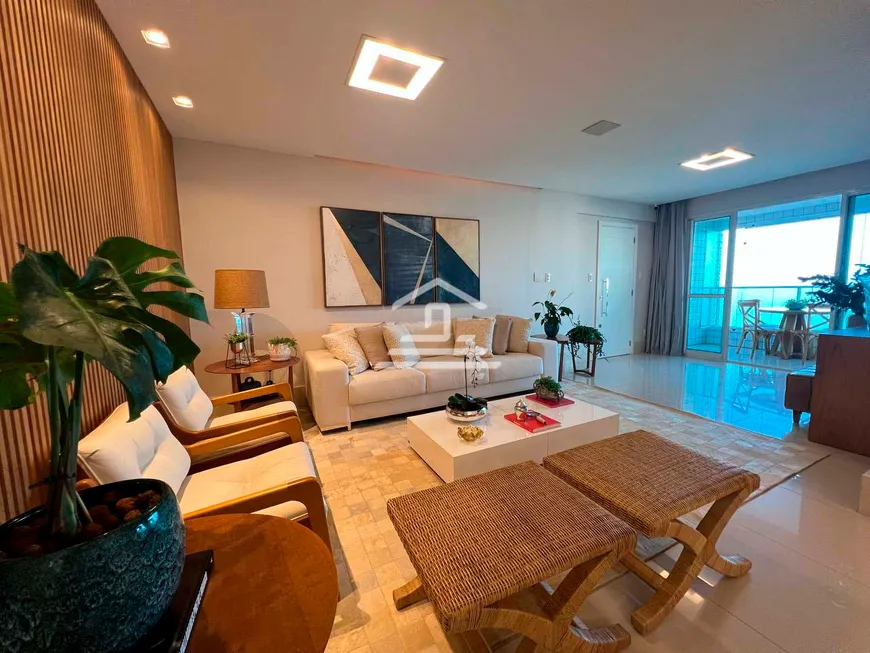 Foto 1 de Apartamento com 3 Quartos à venda, 154m² em Ponta Do Farol, São Luís