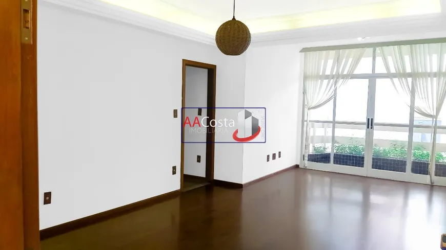 Foto 1 de Apartamento com 3 Quartos à venda, 104m² em Jardim Veneza, Franca