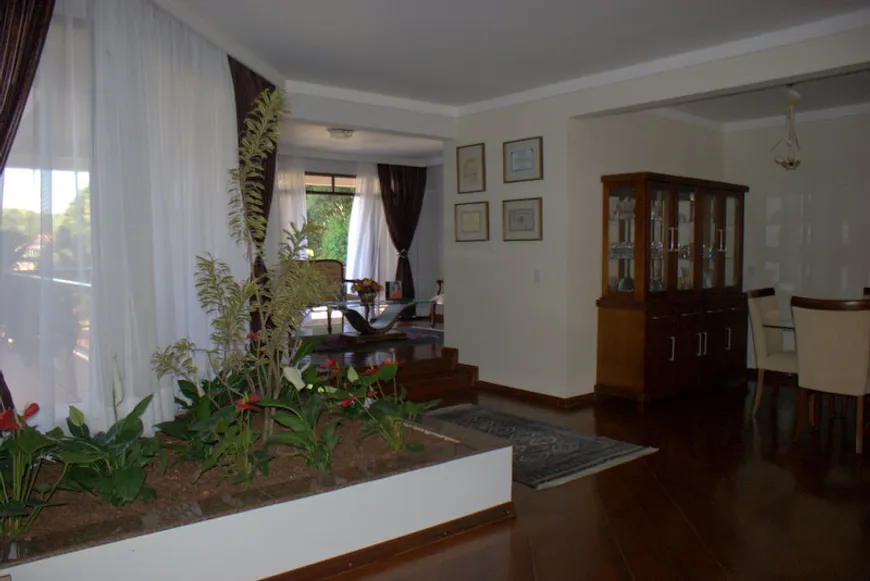 Foto 1 de Casa com 4 Quartos à venda, 515m² em Campo Comprido, Curitiba