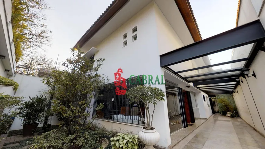 Foto 1 de Casa com 5 Quartos à venda, 238m² em Planalto Paulista, São Paulo