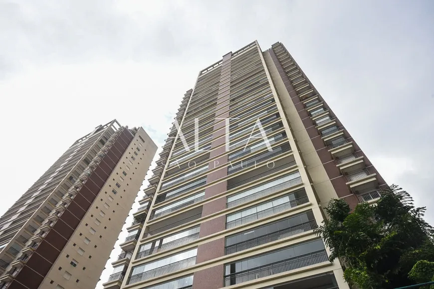 Foto 1 de Apartamento com 4 Quartos à venda, 246m² em Vila Mariana, São Paulo