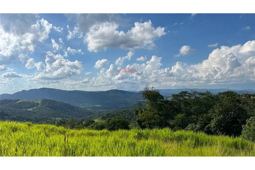 Foto 1 de Lote/Terreno à venda, 724m² em Aldeia da Serra, Santana de Parnaíba